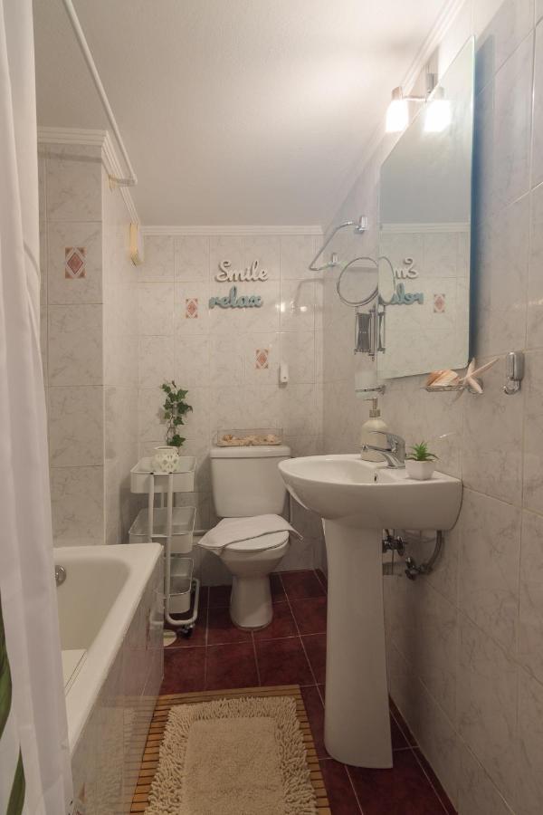 Classic And Modern Apartment In Atene Esterno foto