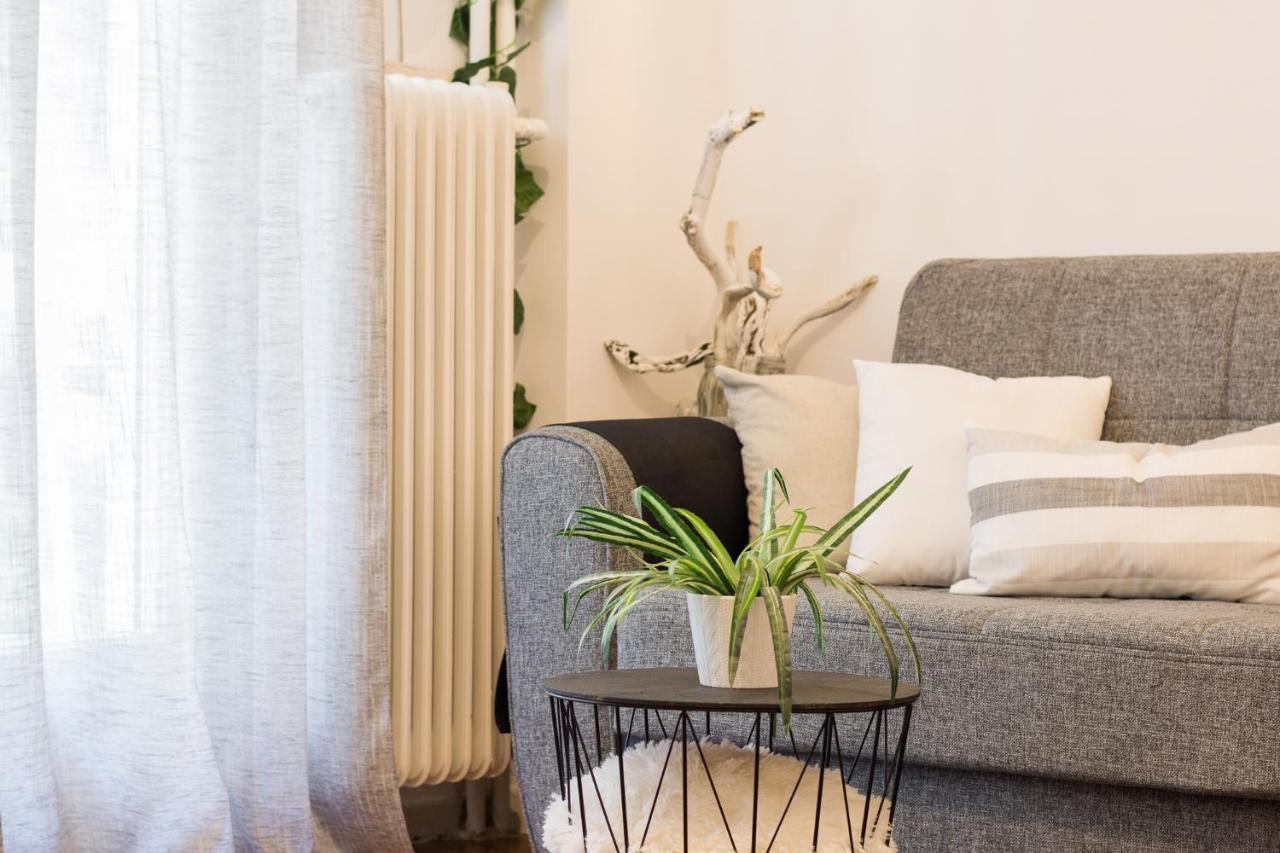 Classic And Modern Apartment In Atene Esterno foto